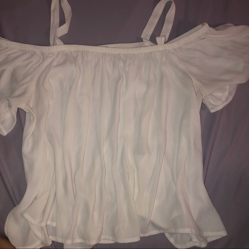 White Off the Shoulder flowy shirt